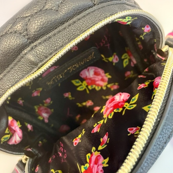 Betsey Johnson Mini Bag - Picture 3 of 13